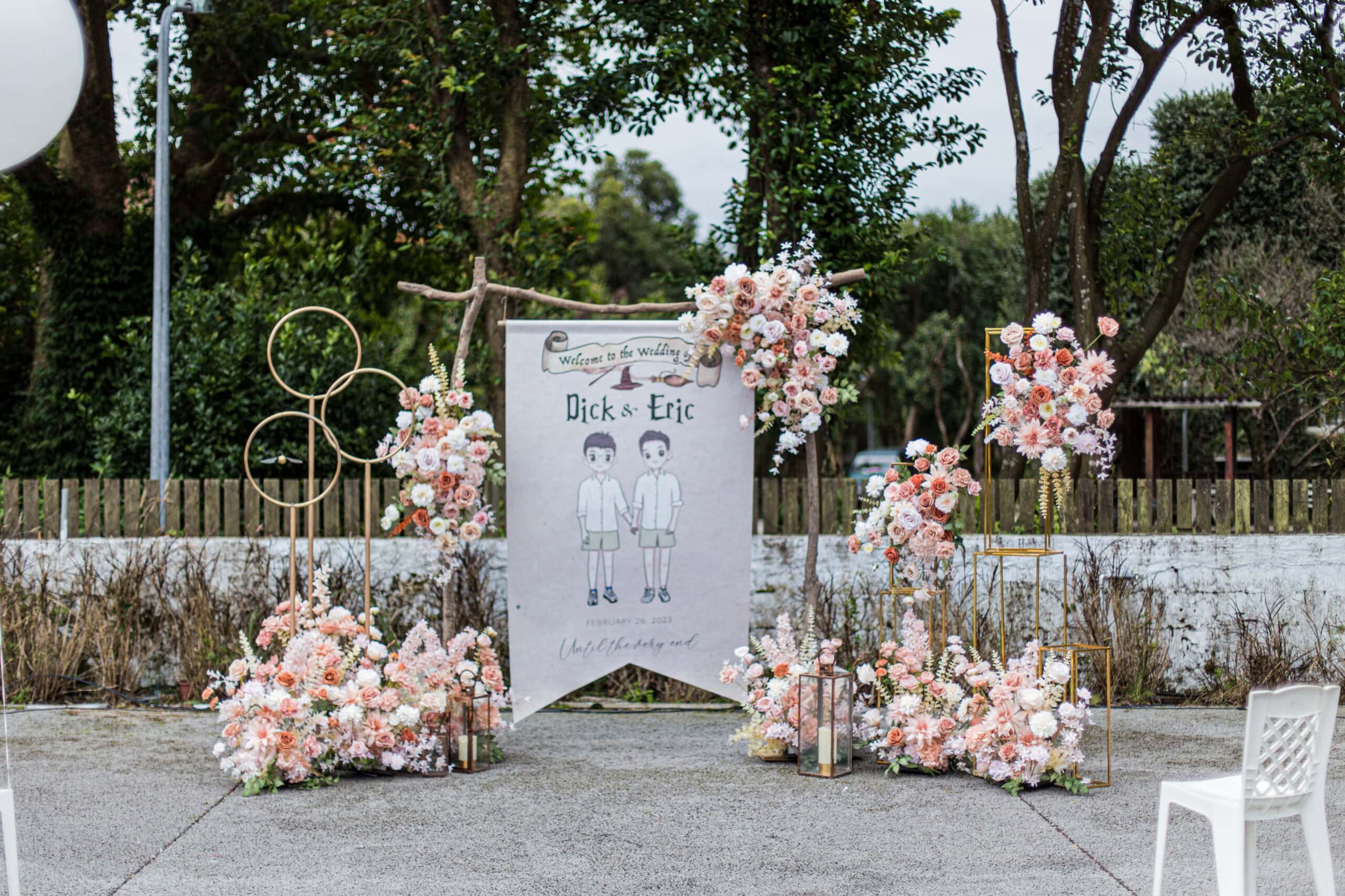 戶外婚禮的核心在於「將婚禮和自然美景完美結合」