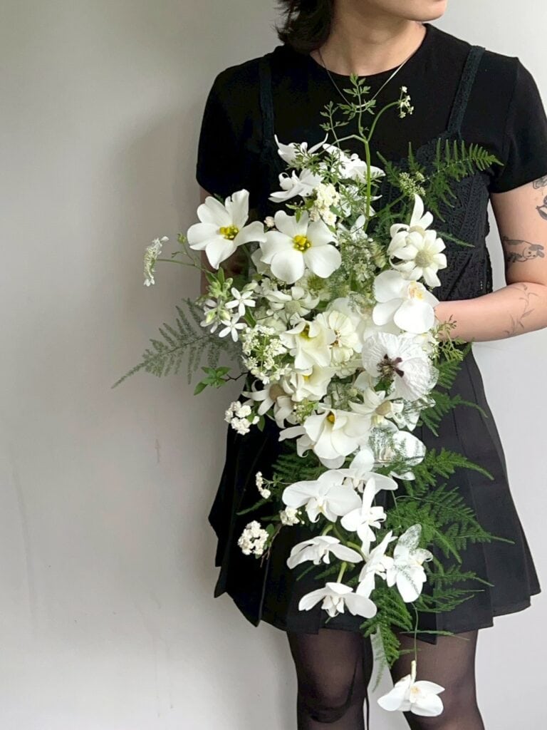 村家鮭女鮮花捧花(瀑布式)